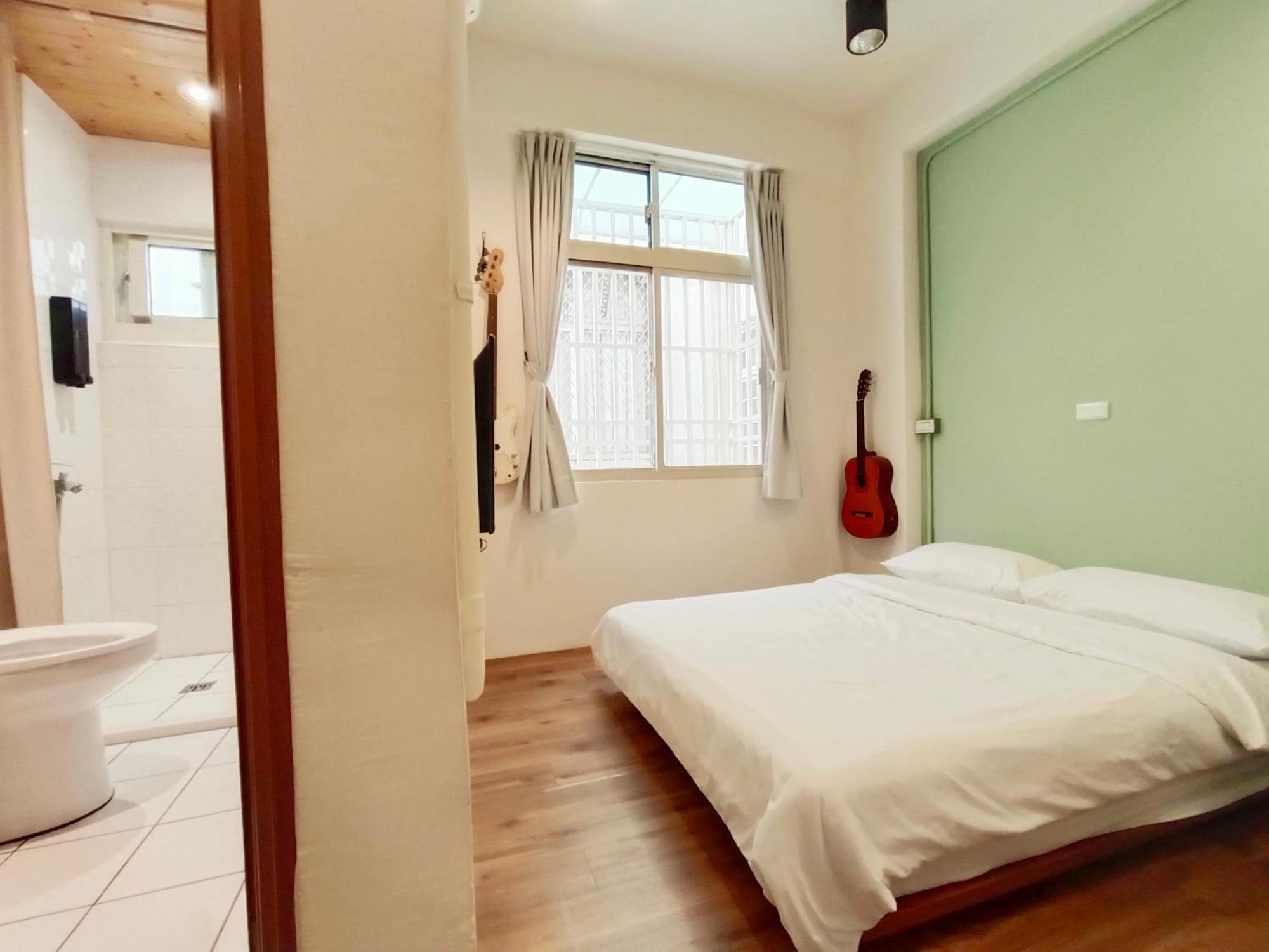 東海小時光 Tong Hai Time Homestay Longjing Exterior photo